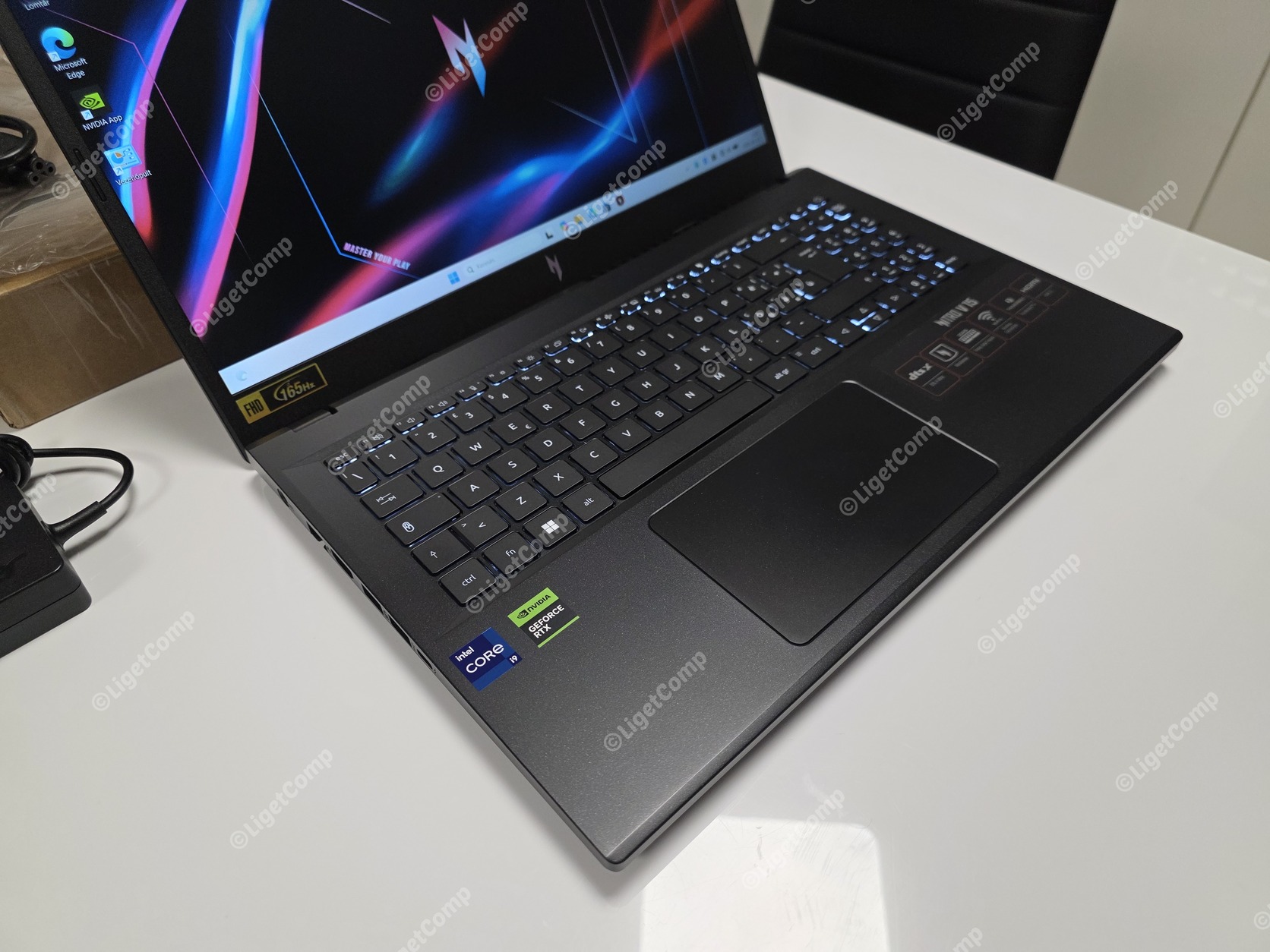 Acer V15 Nitro Gamer FHD IPS 165Hz i9-13900H 14mag 16GB 1TB SSD Nvidia RTX 4060 8GB Win11 Garancia