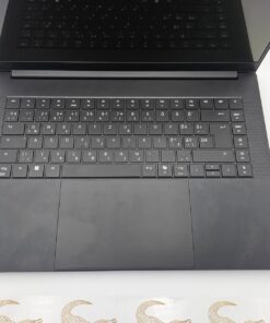A CSÚCSRAGADOZÓ! Razer Blade 16 Nem sok ilyen jár a vadonban - Image 4