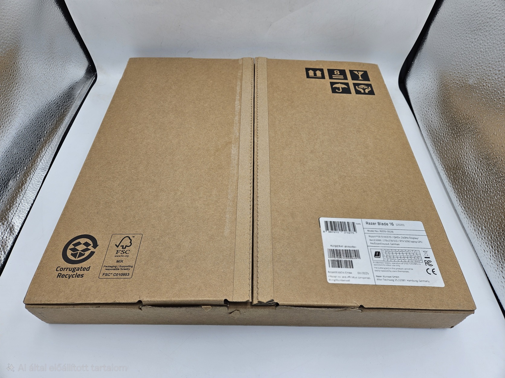 A CSÚCSRAGADOZÓ! Razer Blade 16 Nem sok ilyen jár a vadonban - Image 8